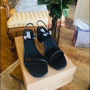 Steve Madden Idea Black Leat. Size 10 new in box.$15